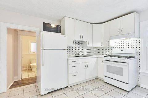 Photo 12 at 471 Shaw Street, Little Italy, Toronto