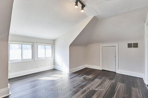 Photo 17 at 471 Shaw Street, Little Italy, Toronto