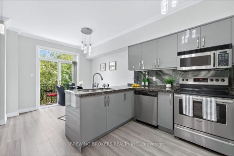 Photo 5 at 286 - 23 Observatory Lane, Observatory, Richmond Hill