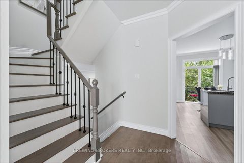 Photo 16 at 286 - 23 Observatory Lane, Observatory, Richmond Hill