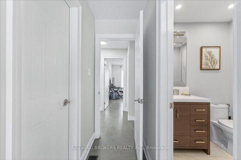 Photo 20 at 286 - 23 Observatory Lane, Observatory, Richmond Hill