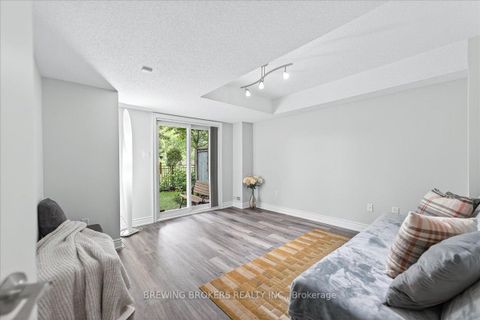 Photo 32 at 286 - 23 Observatory Lane, Observatory, Richmond Hill