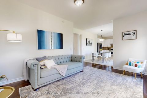 Photo 10 at 18 Pegasus Drive, Oak Ridges, Richmond Hill