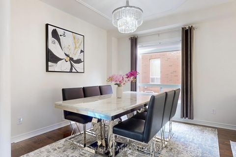 Photo 11 at 18 Pegasus Drive, Oak Ridges, Richmond Hill