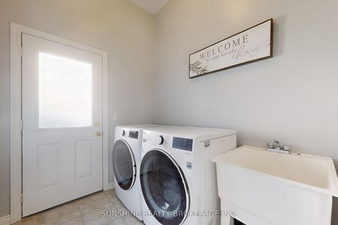 Photo 21 at 18 Pegasus Drive, Oak Ridges, Richmond Hill