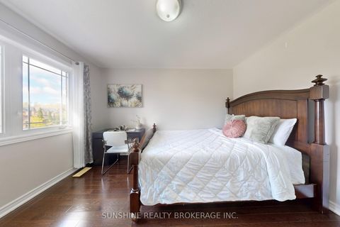 Photo 31 at 18 Pegasus Drive, Oak Ridges, Richmond Hill