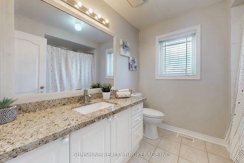 Photo 35 at 18 Pegasus Drive, Oak Ridges, Richmond Hill