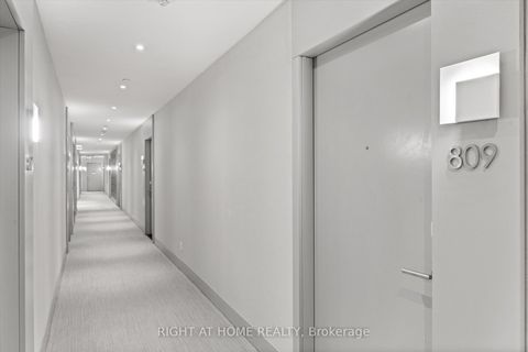 Photo 4 at 809 - 396 Highway 7, Doncrest, Richmond Hill