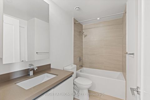 Photo 22 at 809 - 396 Highway 7, Doncrest, Richmond Hill