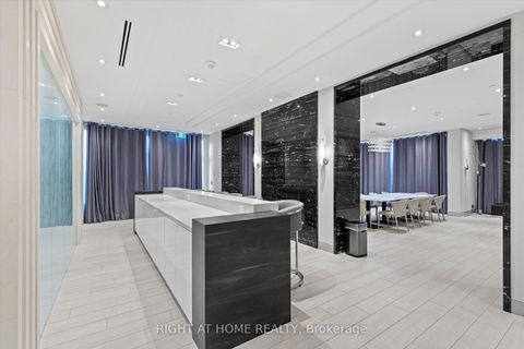 Photo 27 at 809 - 396 Highway 7, Doncrest, Richmond Hill