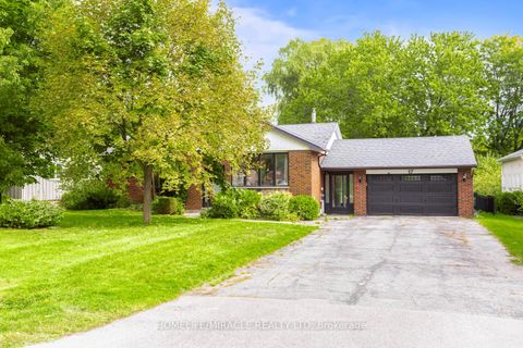 Photo 2 at 17 Kinsley Street, Nobleton, King
