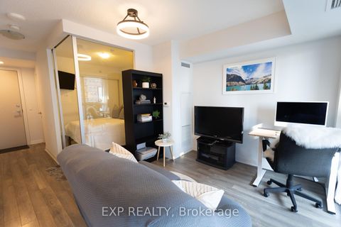 Photo 11 at 707 - 30 Meadowglen Place, Woburn, Toronto