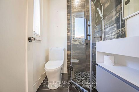 Photo 28 at 16 Mulberry Crescent, Oakwood Village, Toronto