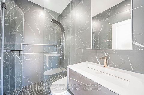 Photo 34 at 16 Mulberry Crescent, Oakwood Village, Toronto