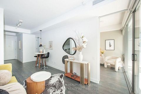 Photo 14 at 606 - 50 Charles Street E, Yonge Corridor, Toronto