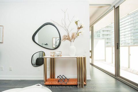 Photo 16 at 606 - 50 Charles Street E, Yonge Corridor, Toronto