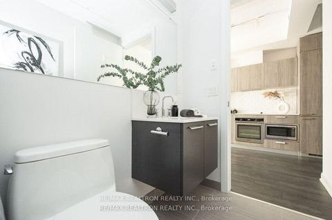 Photo 29 at 606 - 50 Charles Street E, Yonge Corridor, Toronto