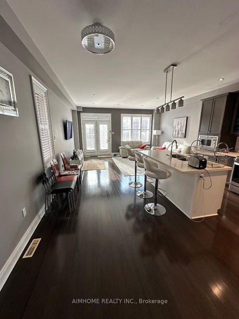 Photo 8 at 18 Bristlewood Crescent, Patterson, Vaughan