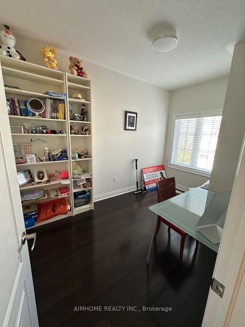 Photo 28 at 18 Bristlewood Crescent, Patterson, Vaughan