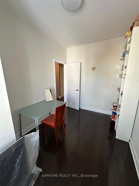 Photo 29 at 18 Bristlewood Crescent, Patterson, Vaughan