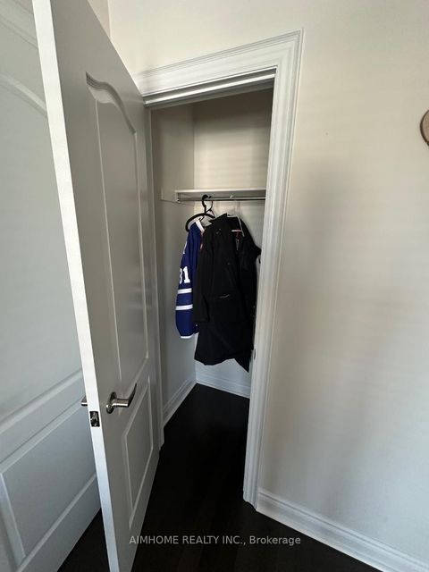 Photo 30 at 18 Bristlewood Crescent, Patterson, Vaughan