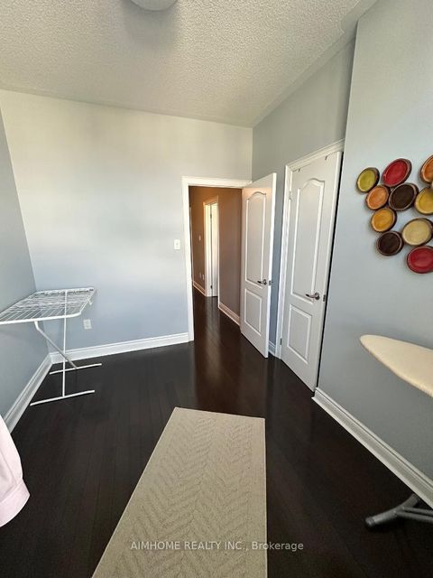 Photo 32 at 18 Bristlewood Crescent, Patterson, Vaughan