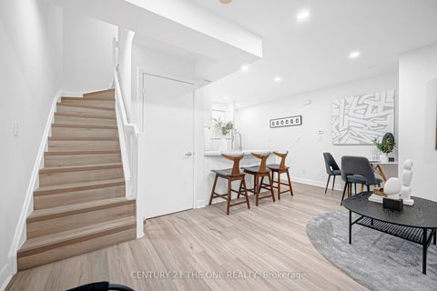 Photo 4 at 400 - 415 Jarvis Street, Yonge Corridor, Toronto