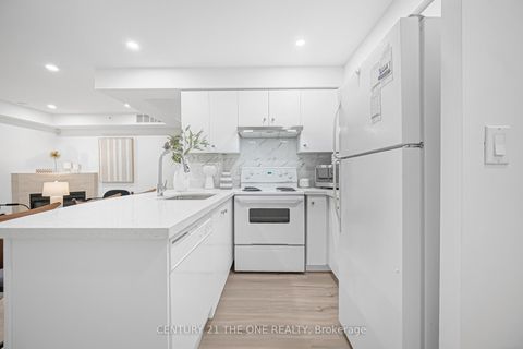 Photo 18 at 400 - 415 Jarvis Street, Yonge Corridor, Toronto