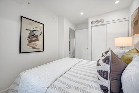 Photo 22 at 400 - 415 Jarvis Street, Yonge Corridor, Toronto