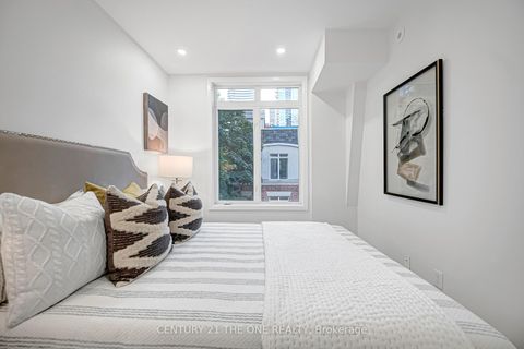 Photo 23 at 400 - 415 Jarvis Street, Yonge Corridor, Toronto