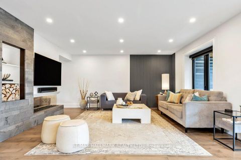 Photo 4 at 3 Averdon Crescent, Donalda, Toronto