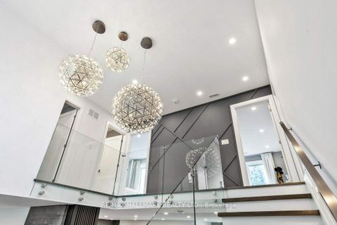 Photo 15 at 3 Averdon Crescent, Donalda, Toronto