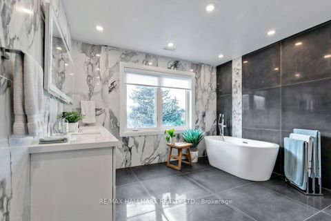 Photo 24 at 3 Averdon Crescent, Donalda, Toronto