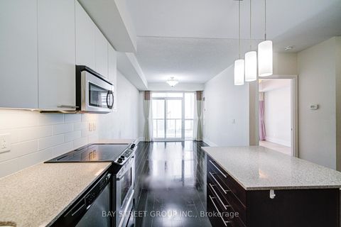 Photo 21 at 212 - 70 Roehampton Avenue, Mount Pleasant West, Toronto