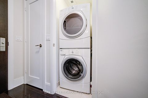 Photo 33 at 212 - 70 Roehampton Avenue, Mount Pleasant West, Toronto