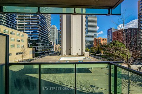 Photo 34 at 212 - 70 Roehampton Avenue, Mount Pleasant West, Toronto