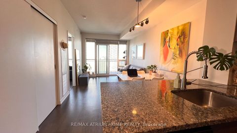 Photo 5 at 2904 - 89 Dunfield Avenue, Mount Pleasant West, Toronto