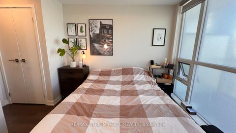 Photo 20 at 2904 - 89 Dunfield Avenue, Mount Pleasant West, Toronto