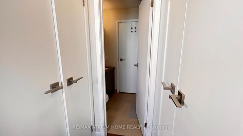 Photo 25 at 2904 - 89 Dunfield Avenue, Mount Pleasant West, Toronto