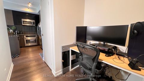 Photo 30 at 2904 - 89 Dunfield Avenue, Mount Pleasant West, Toronto