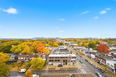 Photo 23 at 915 - 2055 Danforth Avenue, Woodbine Corridor, Toronto