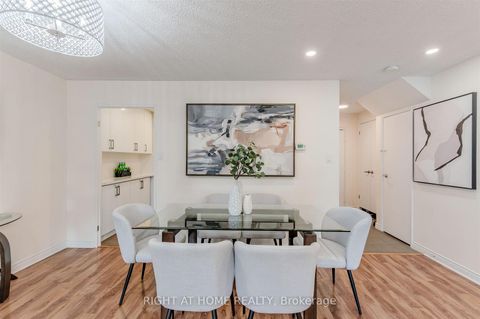 Photo 10 at 133 - 4005 Don Mills Road, Hillcrest Village, Toronto