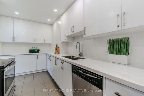 Photo 14 at 133 - 4005 Don Mills Road, Hillcrest Village, Toronto