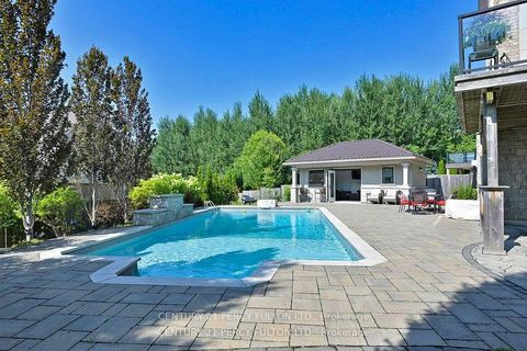 Photo 8 at 19 Sir Giancarlo Court, Patterson, Vaughan