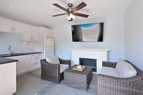 Photo 37 at 19 Sir Giancarlo Court, Patterson, Vaughan