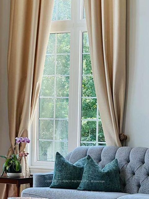 Photo 42 at 19 Sir Giancarlo Court, Patterson, Vaughan