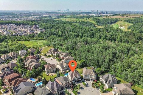 Photo 49 at 19 Sir Giancarlo Court, Patterson, Vaughan