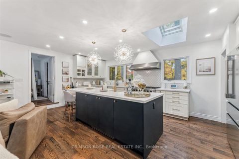 Photo 3 at 89 Holyrood Avenue, SW Southwest, Oakville