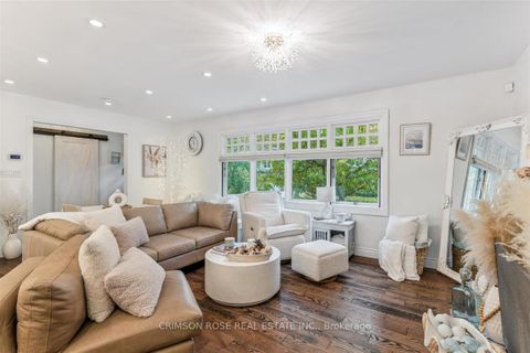 Photo 5 at 89 Holyrood Avenue, SW Southwest, Oakville