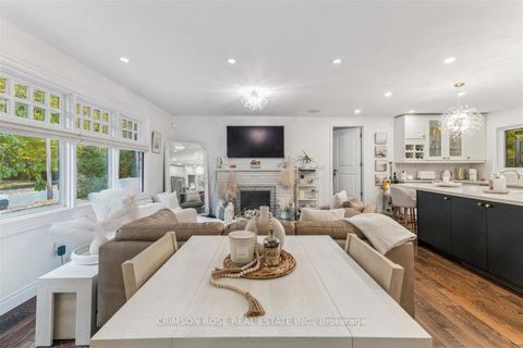 Photo 8 at 89 Holyrood Avenue, SW Southwest, Oakville